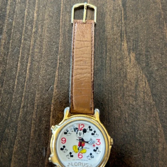 Vintage Lorus Mickey Mouse Musical Watch Gold Tone Disney V422-0010 Tan Leather - Picture 4 of 7